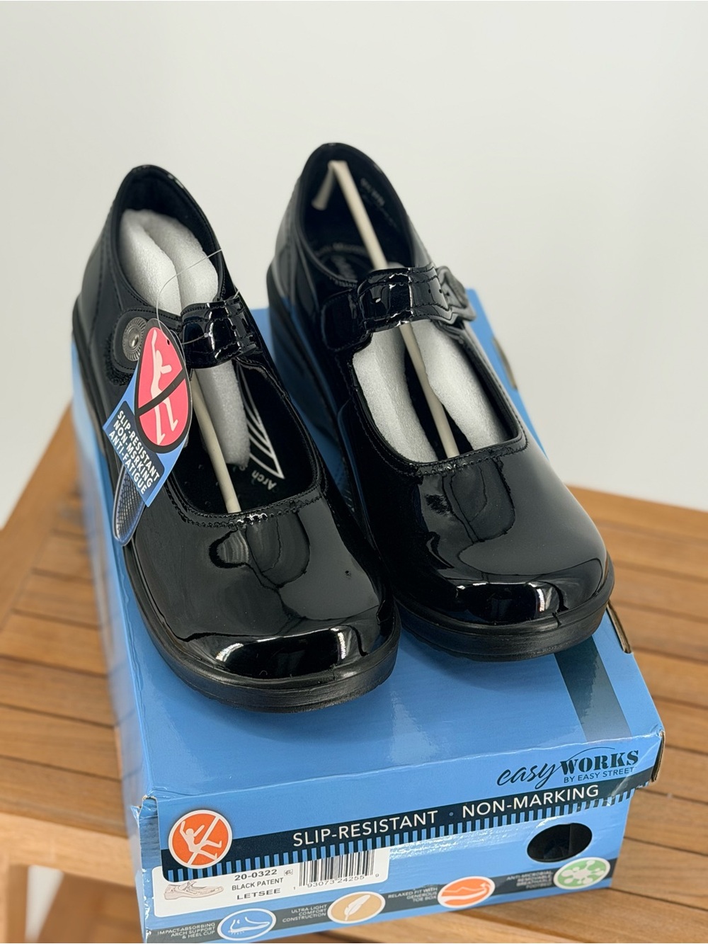 New EASY STREET WORKS BLACK PATENT LETSEE SIZE 9.5 WW